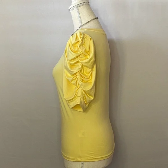 Tops/T-Shirts/Tanks👚 - 2 for $15 or 3 for $20 (Mix & Match) - Picture 3 of 3